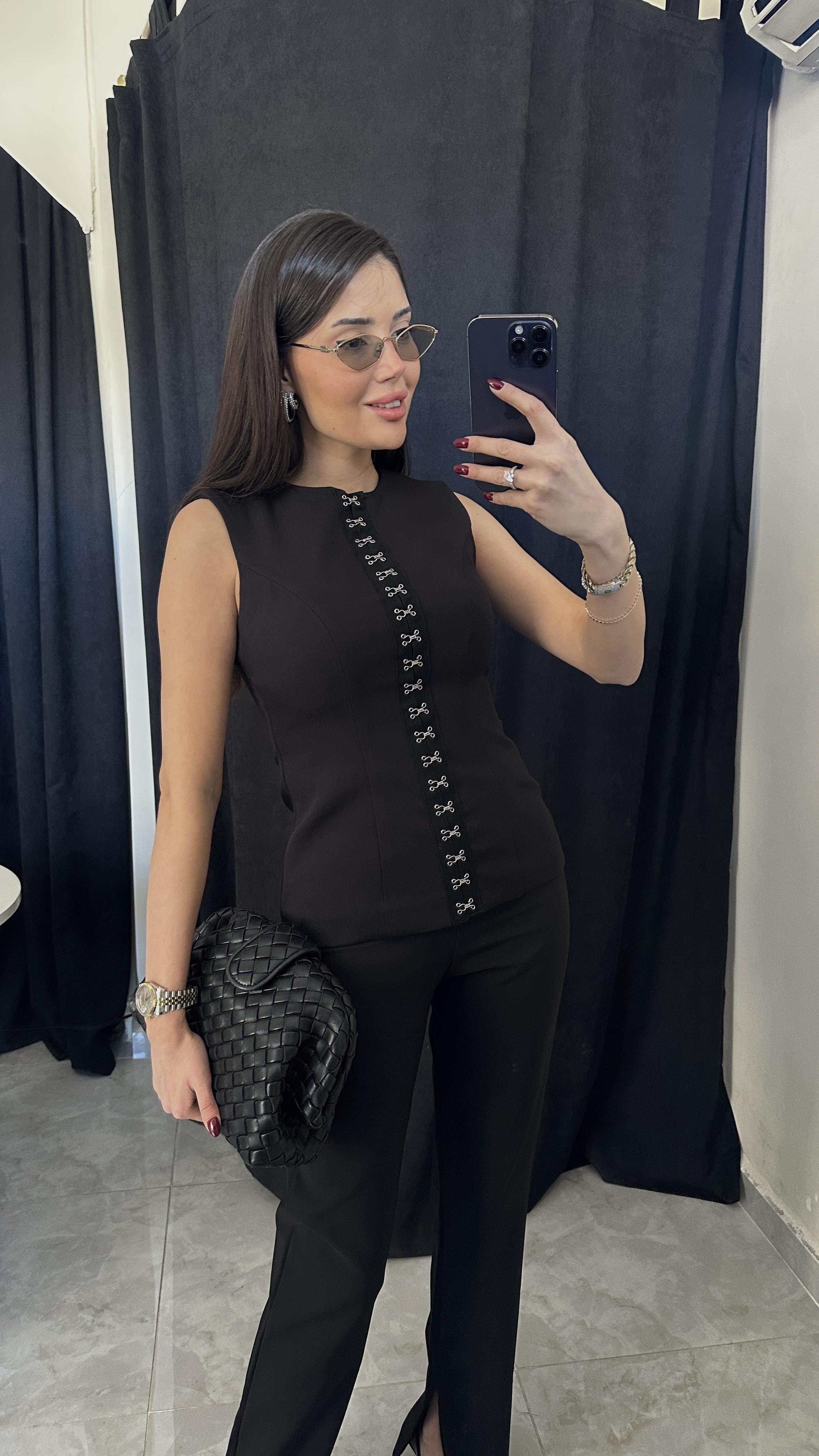 Kanca Detaylı Kumas Yelek