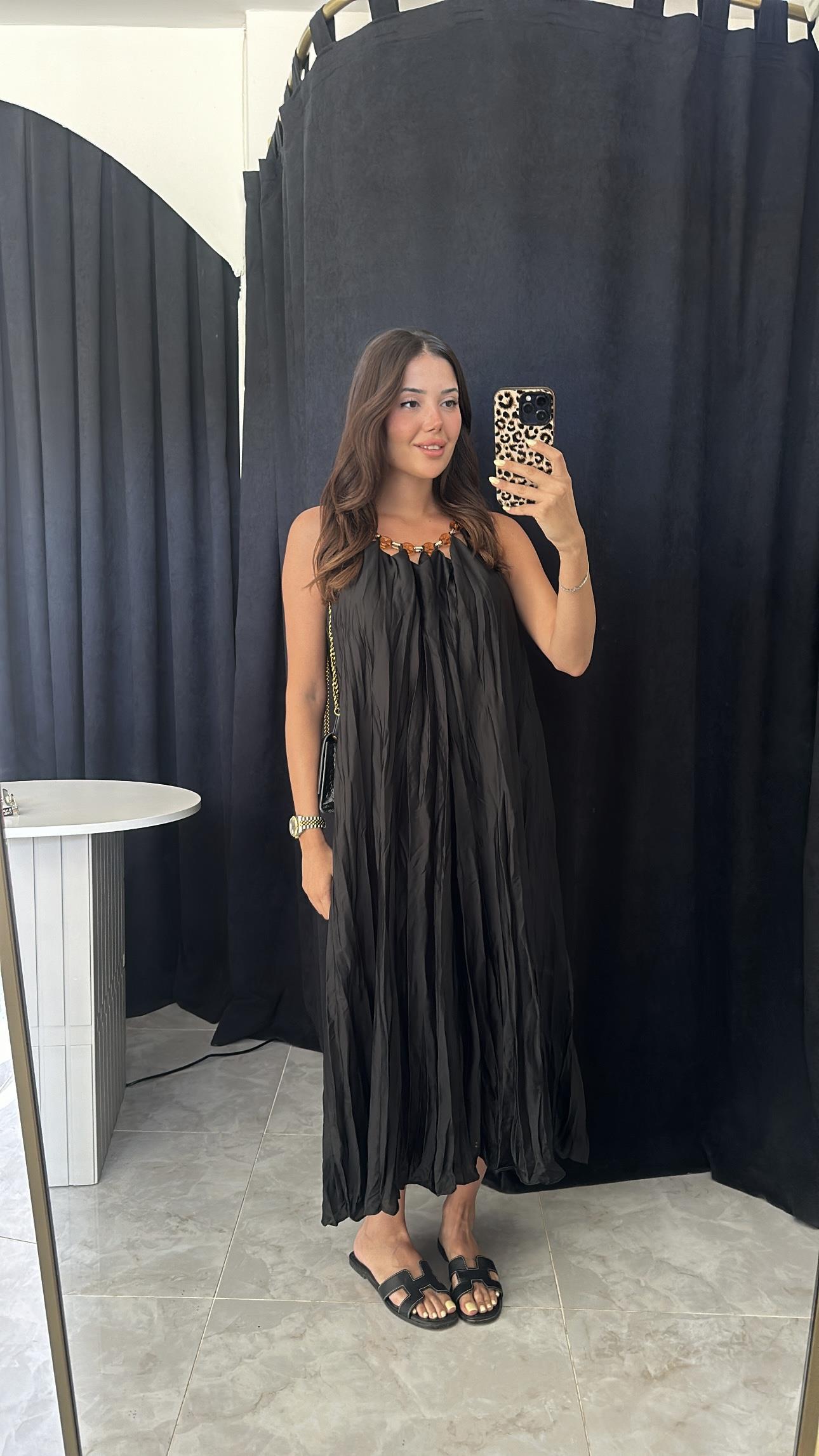 Zra Model Yaka Detaylı Elbise