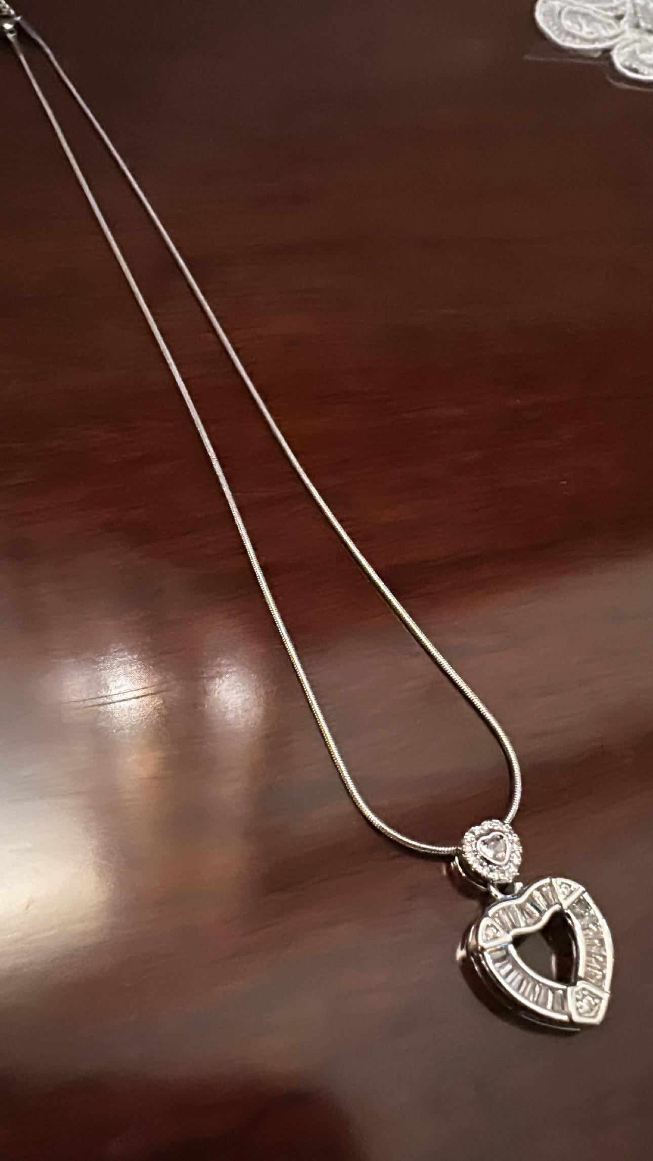 Baget Taşlı Kalp Kolye