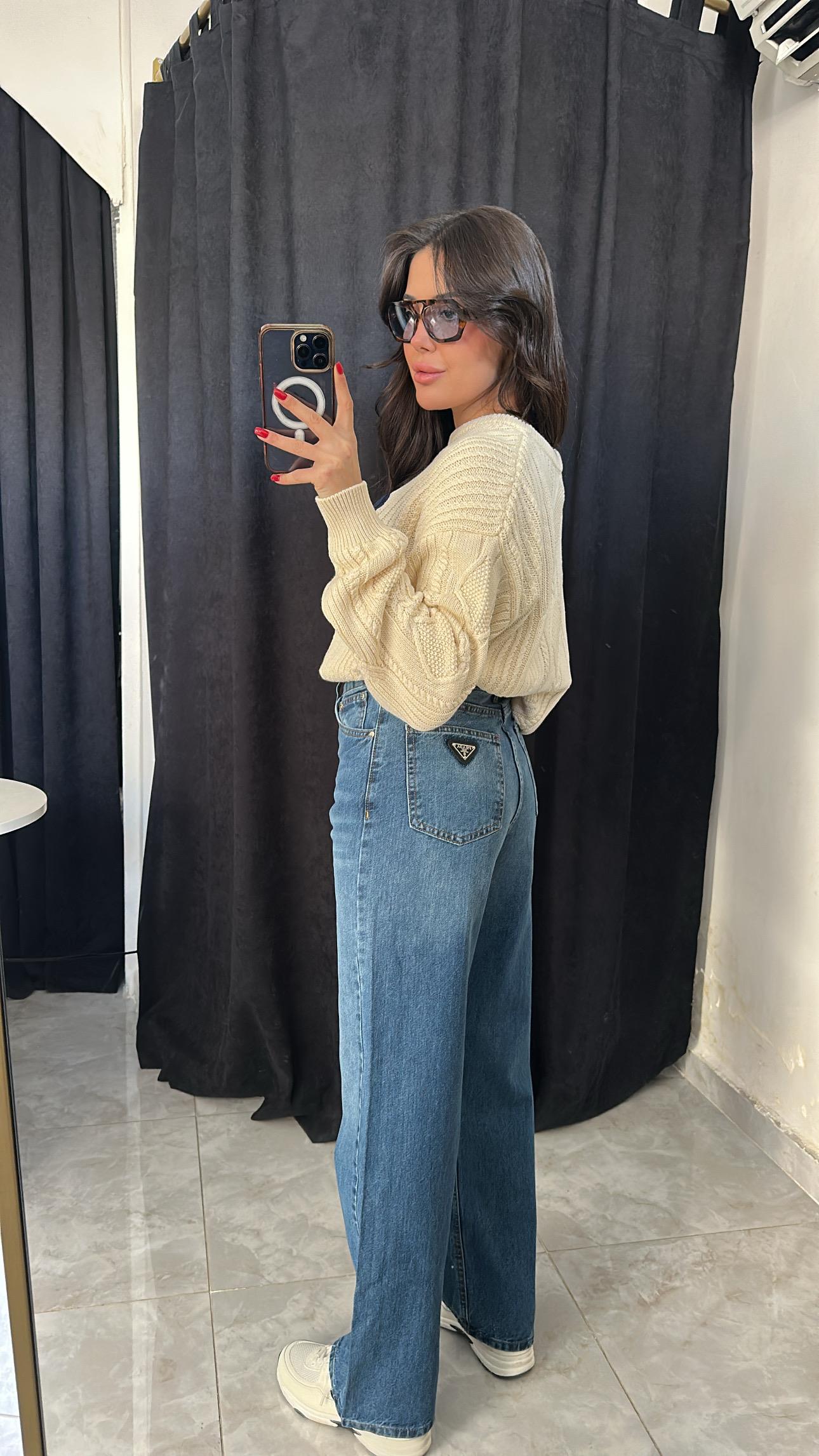 Arka Cep Detaylı Straight Fit Jean