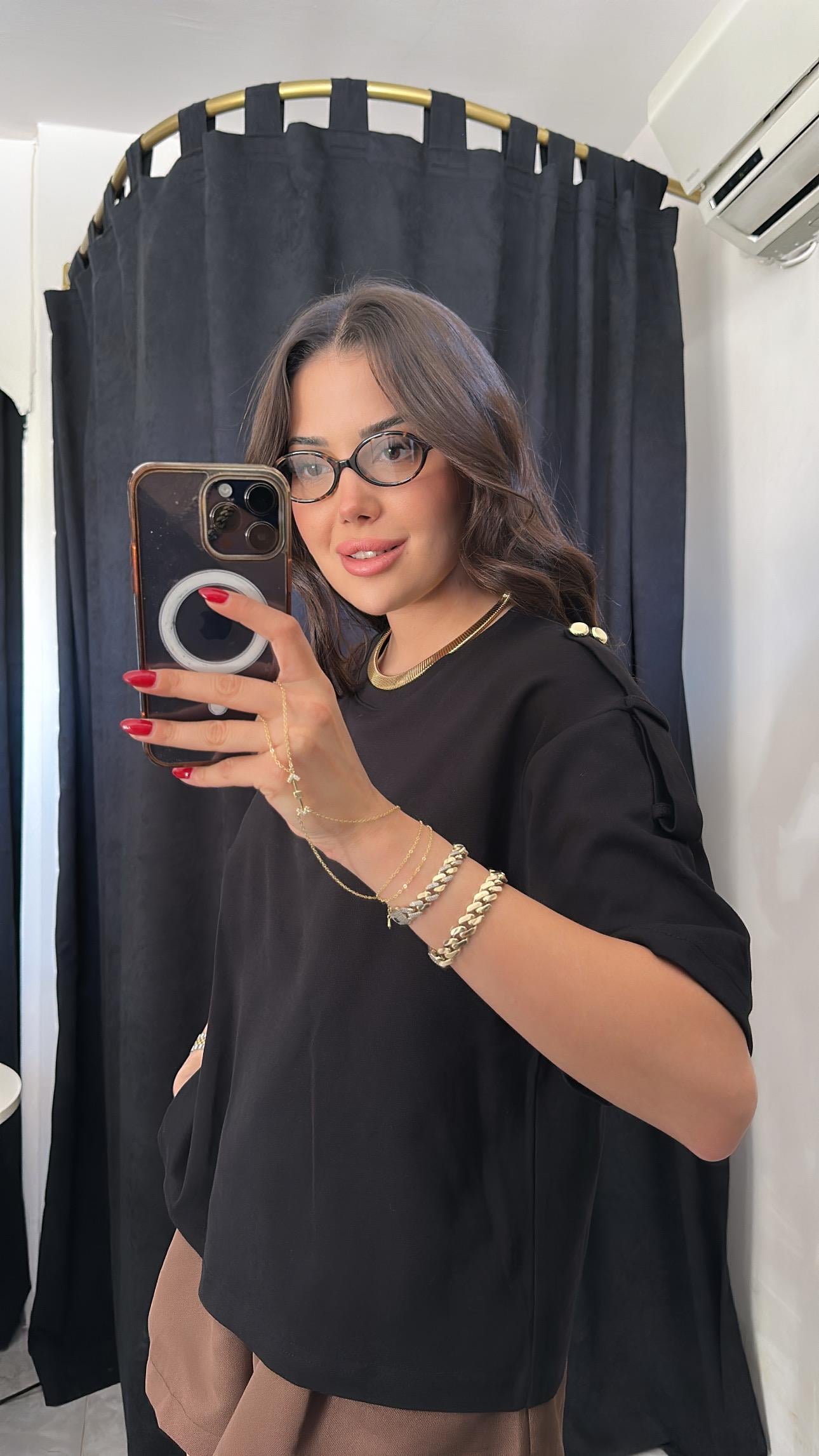 Gold Omuz Detaylı Basic-Siyah