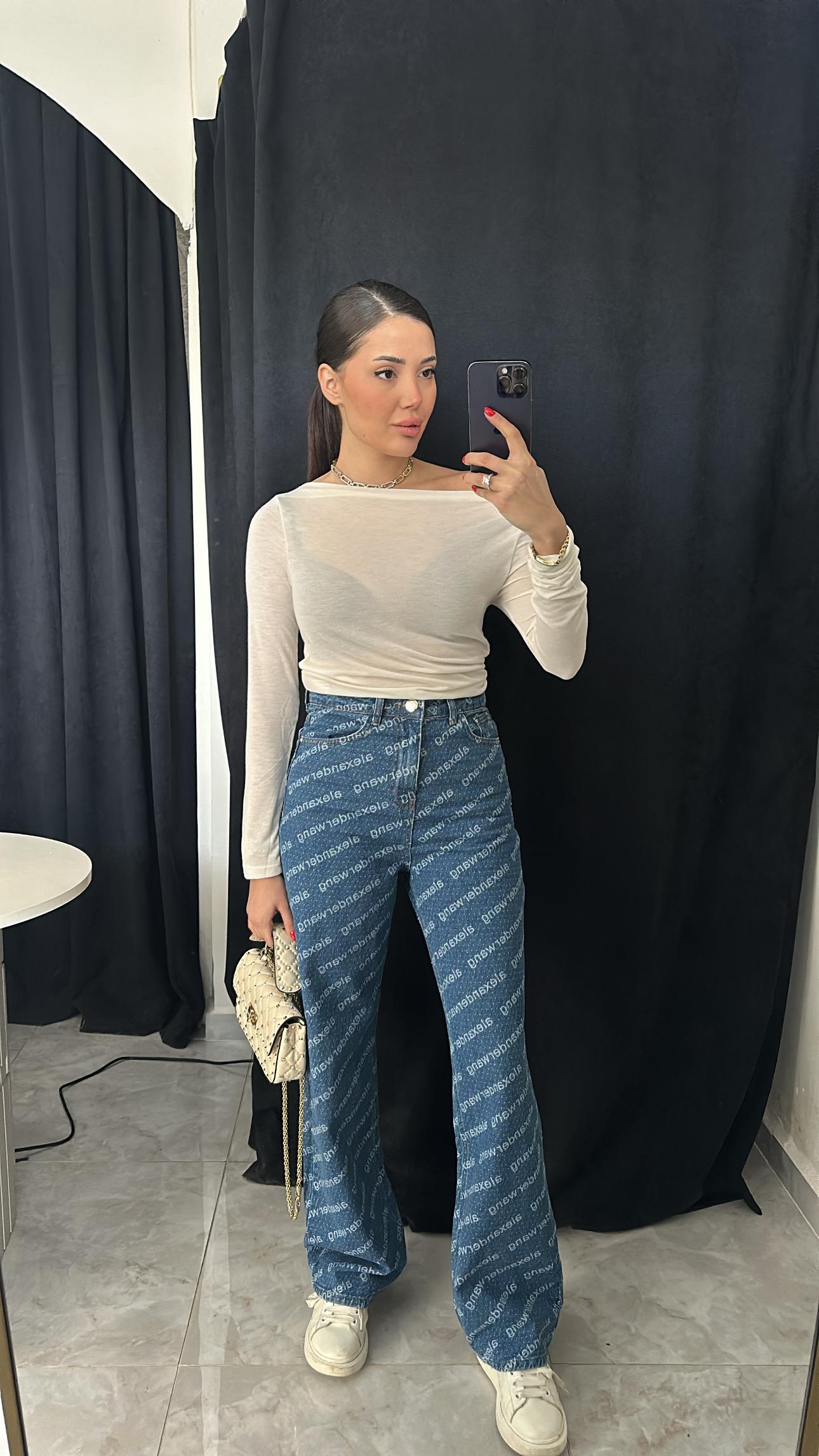 Marka Model Yazılı Jean