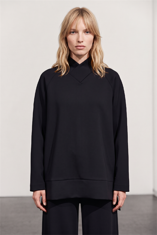 SCUBA REGLAN KOL GENİŞ V YAKA SWEATSHIRT