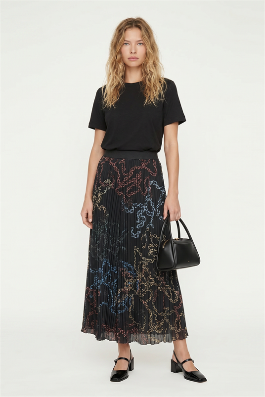 ŞİFON NOİ LOGOLU ZİNCİR DESENLİ KROŞKİ PLİSELİ ETEK