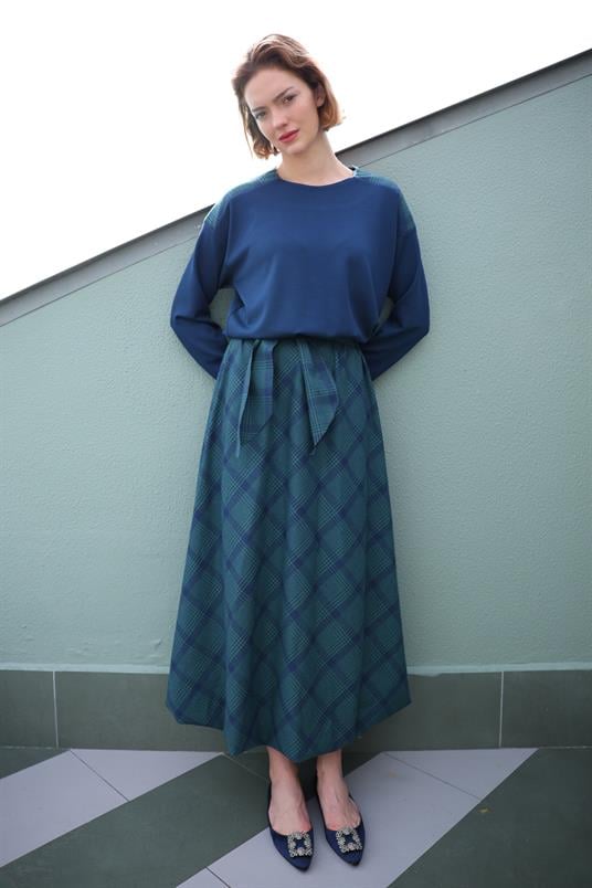 İNCE MODAL BLUZLU BALON EKOSE ETEKLİ ELBİSE1