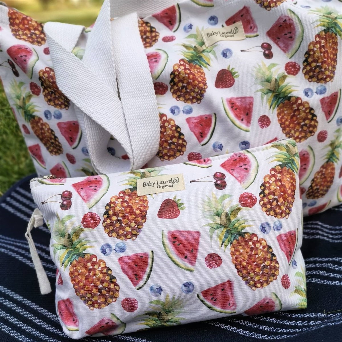 HELLO SUMMER-Çok Amaçlı Fermuarlı Çanta 20X30