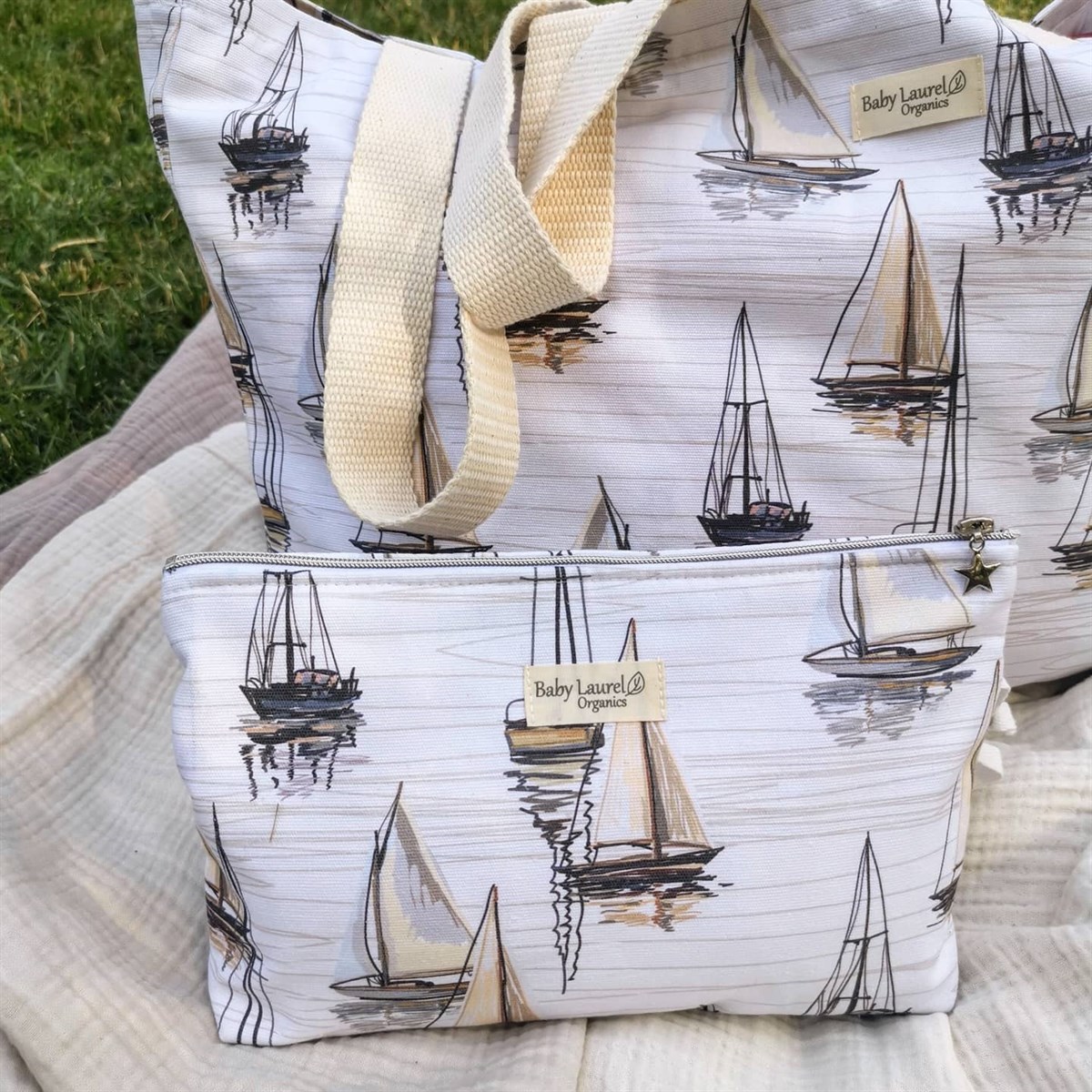 SAIL BOAT-Çok Amaçlı Fermuarlı Çanta 20X30
