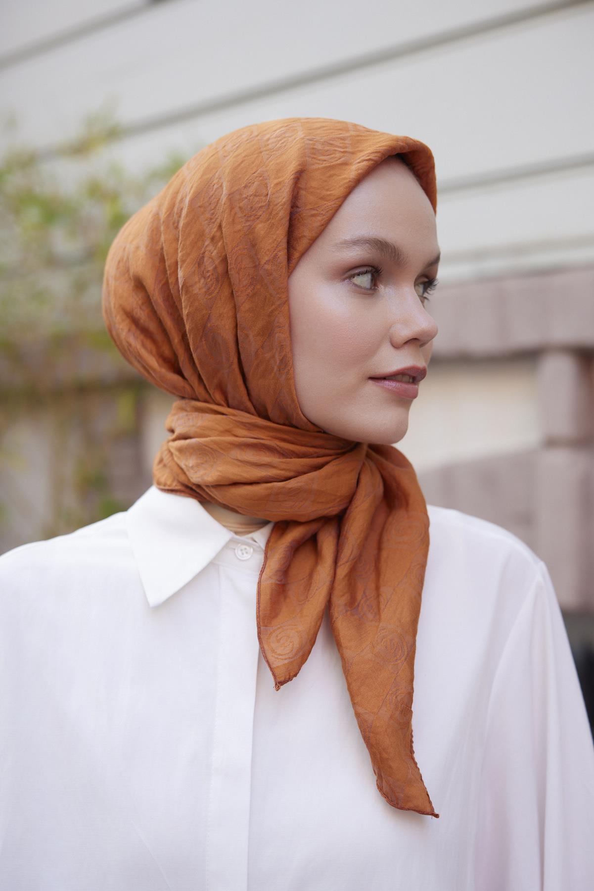 Şalland Viskon Jakar Eşarp ŞeftaliŞLLNDVISKONJAKARESARPŞalland