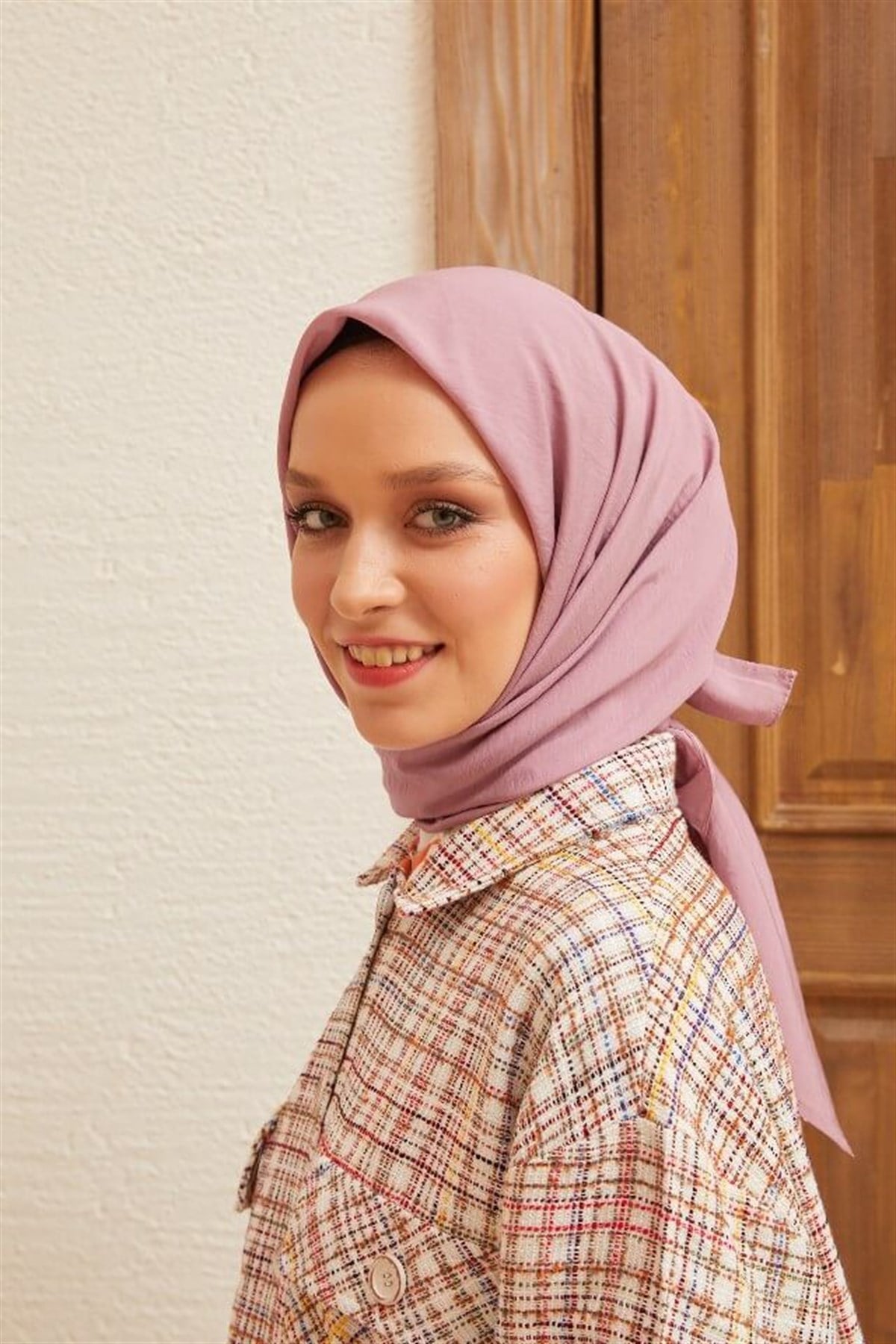 Düz İpek Viskon Eşarp Serisi Soft GülDüzİpek024Şalland