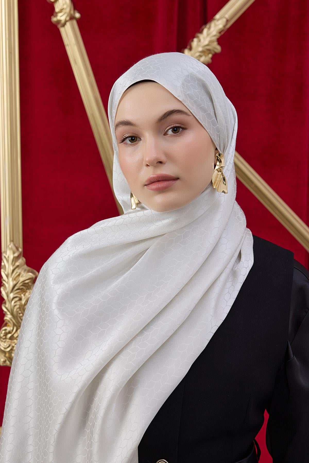 Pisa Fildişi (Avorio)2091ŞALLAND