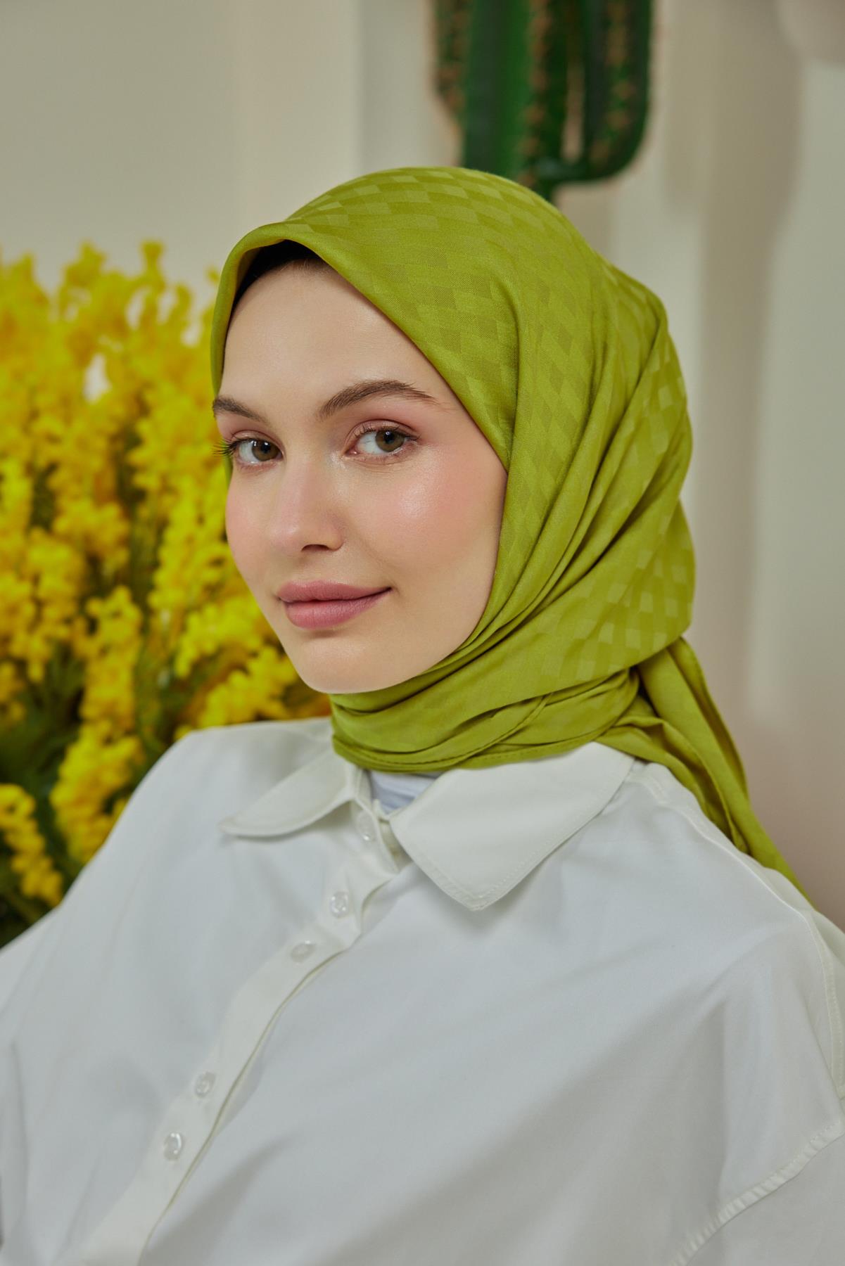 Şalland Dama Desen Jakar Eşarp Elma YeşiliŞLLNDDAMADSNJAKARESARPŞalland