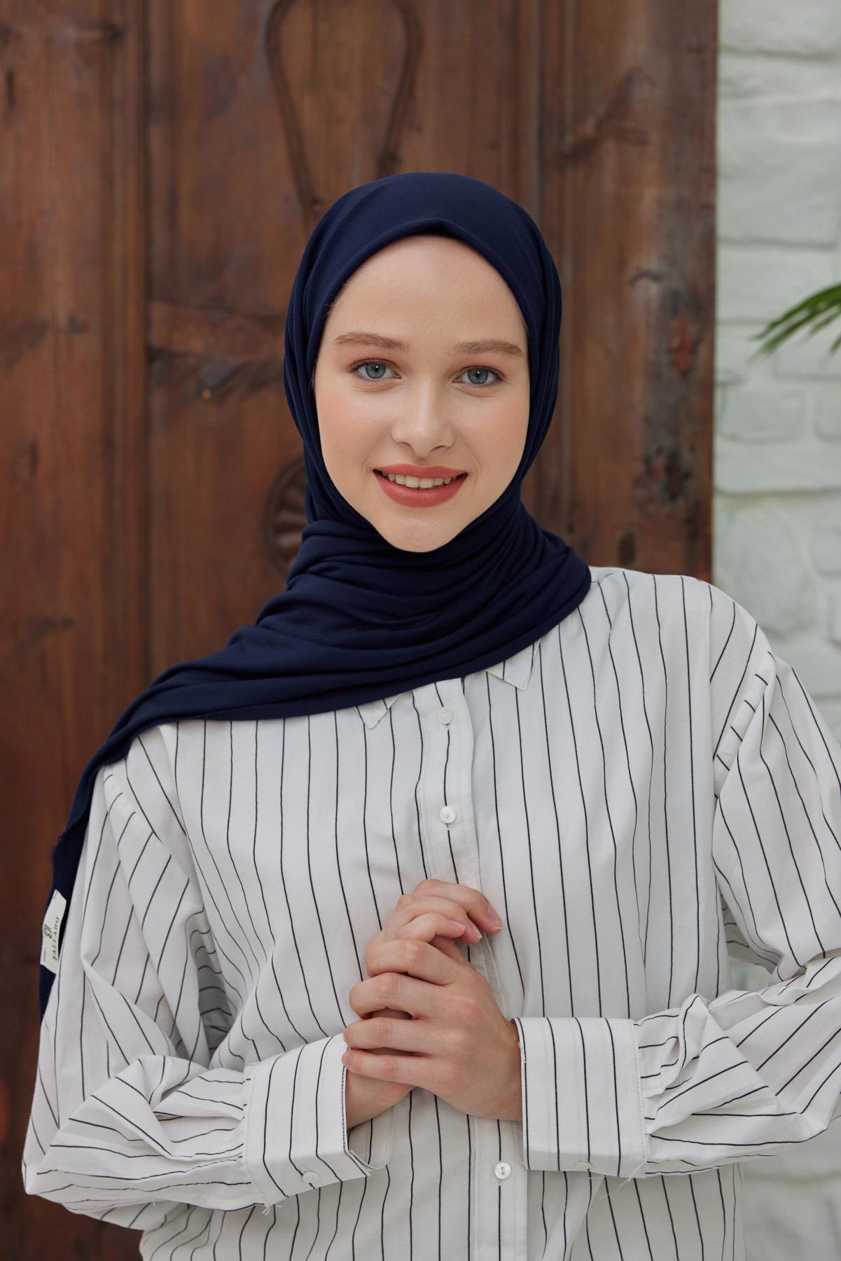 Şalland Penye Şal LacivertSALLANDPENYESALŞalland