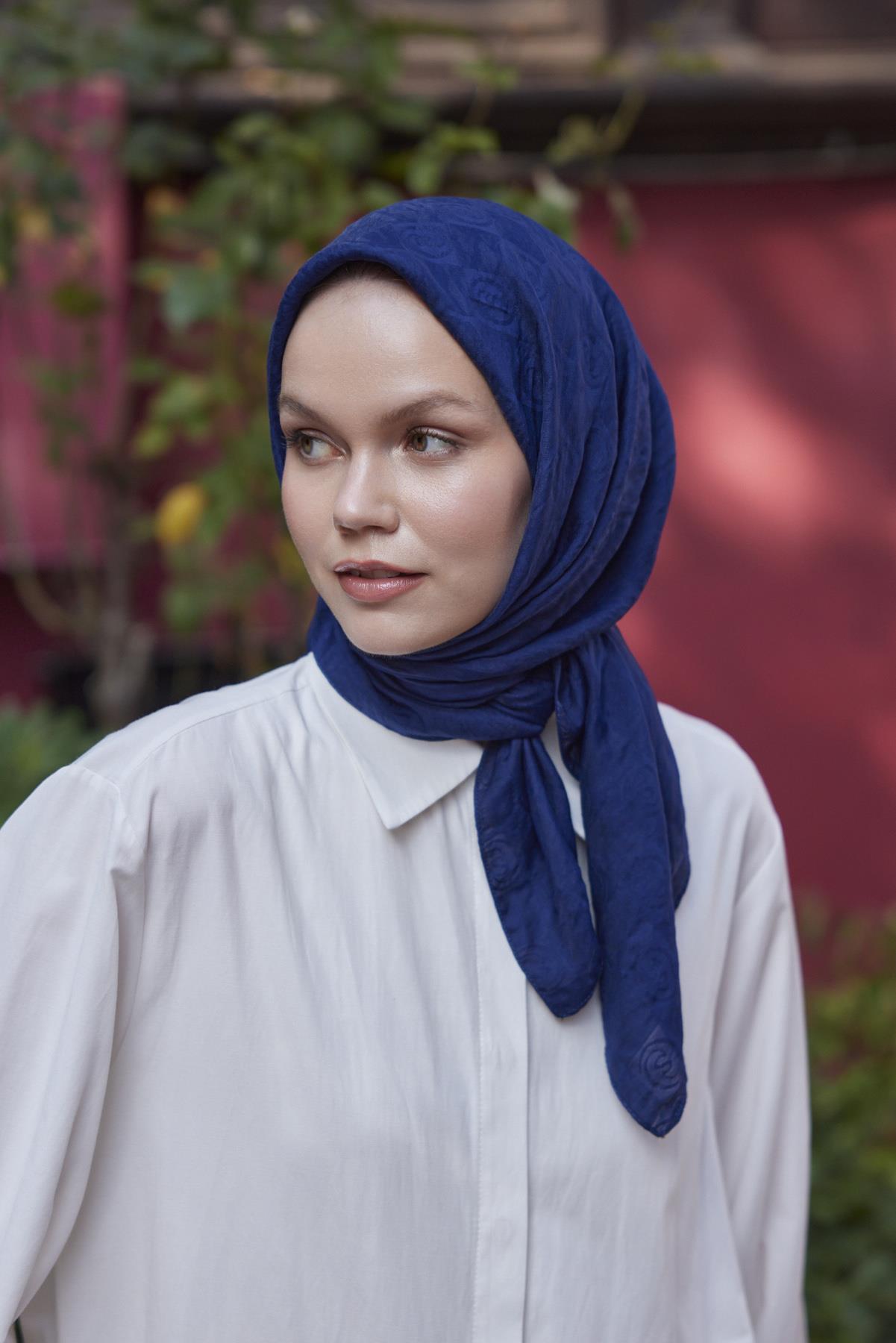 Şalland Viskon Jakar Eşarp LacivertŞLLNDVISKONJAKARESARPŞalland