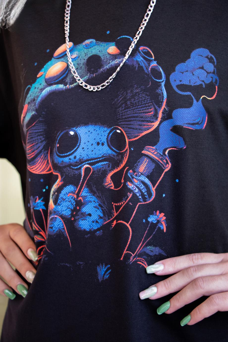 BRZ Collection Unisex Oversize Mushroom Smoking Forest T-shirt
