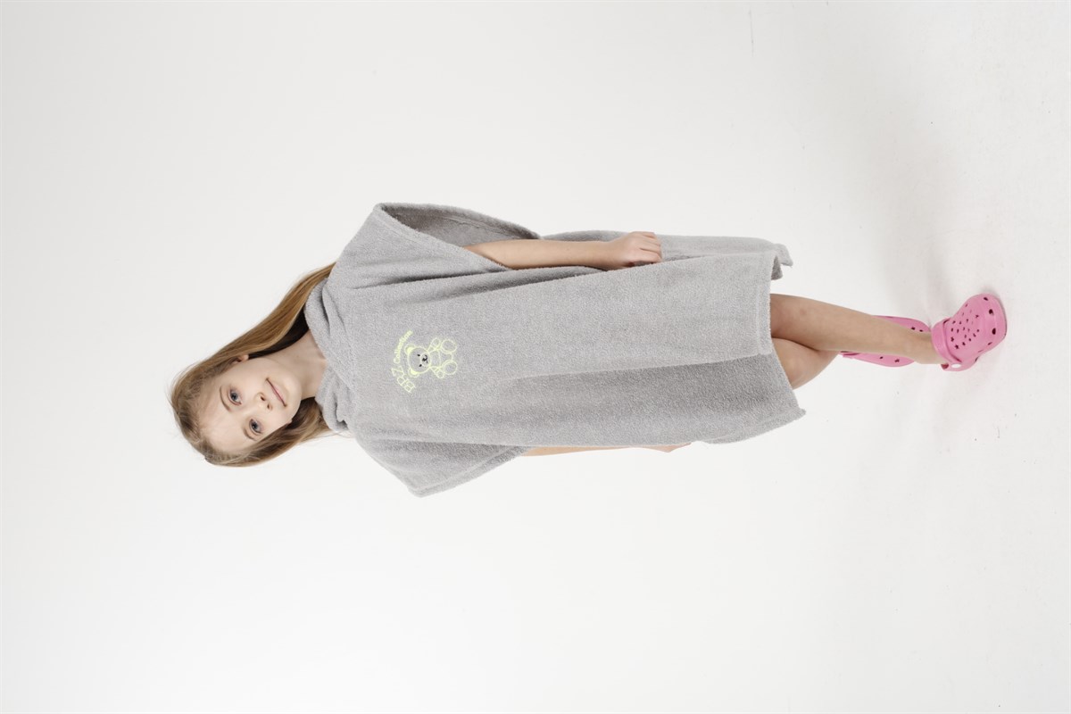 BRZ Kids 2-6 Yaş Unisex Ayıcık Nakışlı Çocuk Bornoz