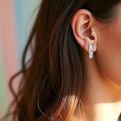 BRZ Collection Altın Zirkon Taşlı Halka Küpe – Küçük Huggie Model, Günlük Şık Kadın Takı