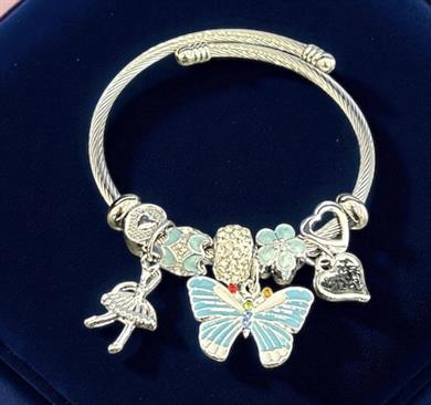 BRZ Collection Gümüş Kelebek & Balerin Charm Bileklik – Ayarlanabilir Bilezik, Emaye Çiçek ve Kalp Detaylı 