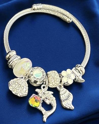 BRZ Collection Okyanus Charm Bileklik – Gümüş Ayarlanabilir Bilezik, Yunus, Kabuk, Opal Boncuk & Çiçek Figürlü