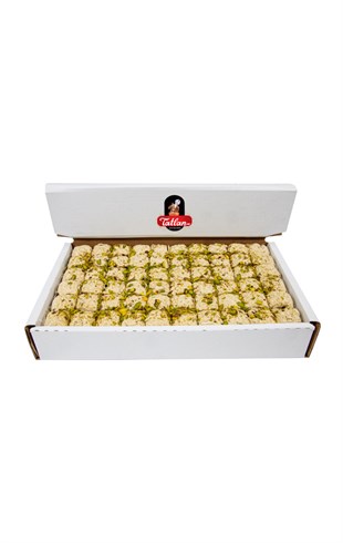 Antep Fıstıklı Mini Baklava Dilimli Helva 4kg