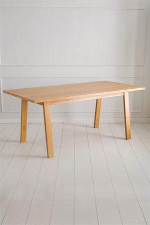 Joy Doğal Meşe Kaplama Masa