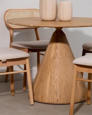 Nexa Yuvarlak Meşe Kaplama Masa