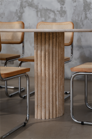 Sanur Traverten Masa