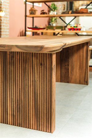 Scap Masif Ceviz Yemek Masası