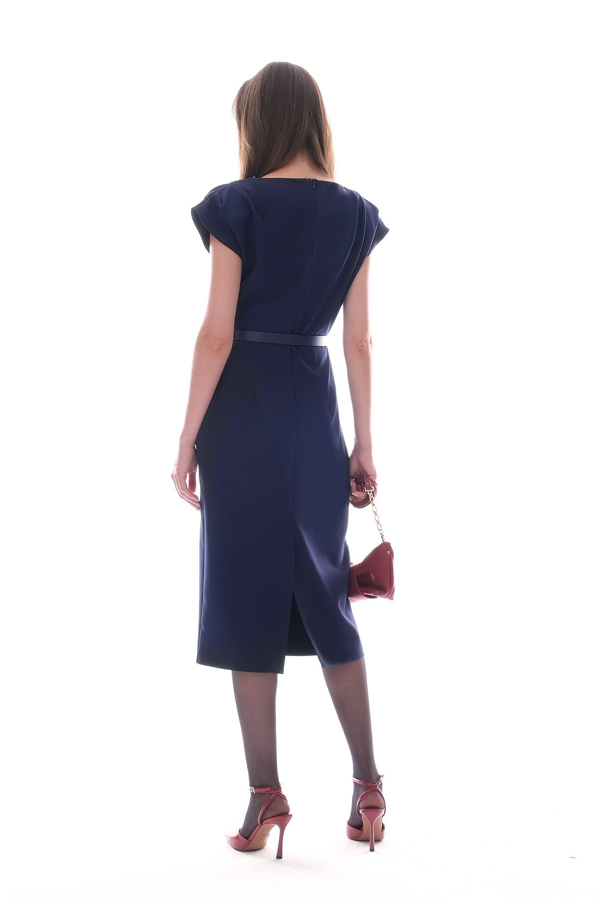 Deri Kemerli Kolu Drapeli Klasik Elbise