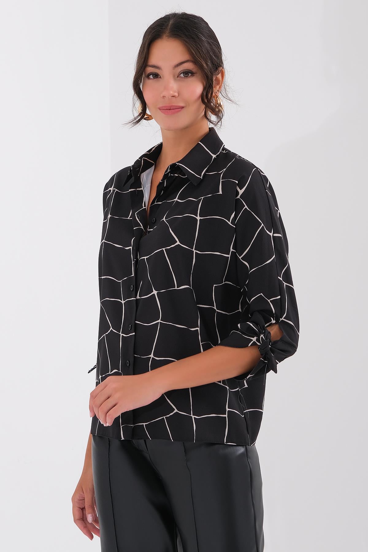 Desenli Saten Gömlek