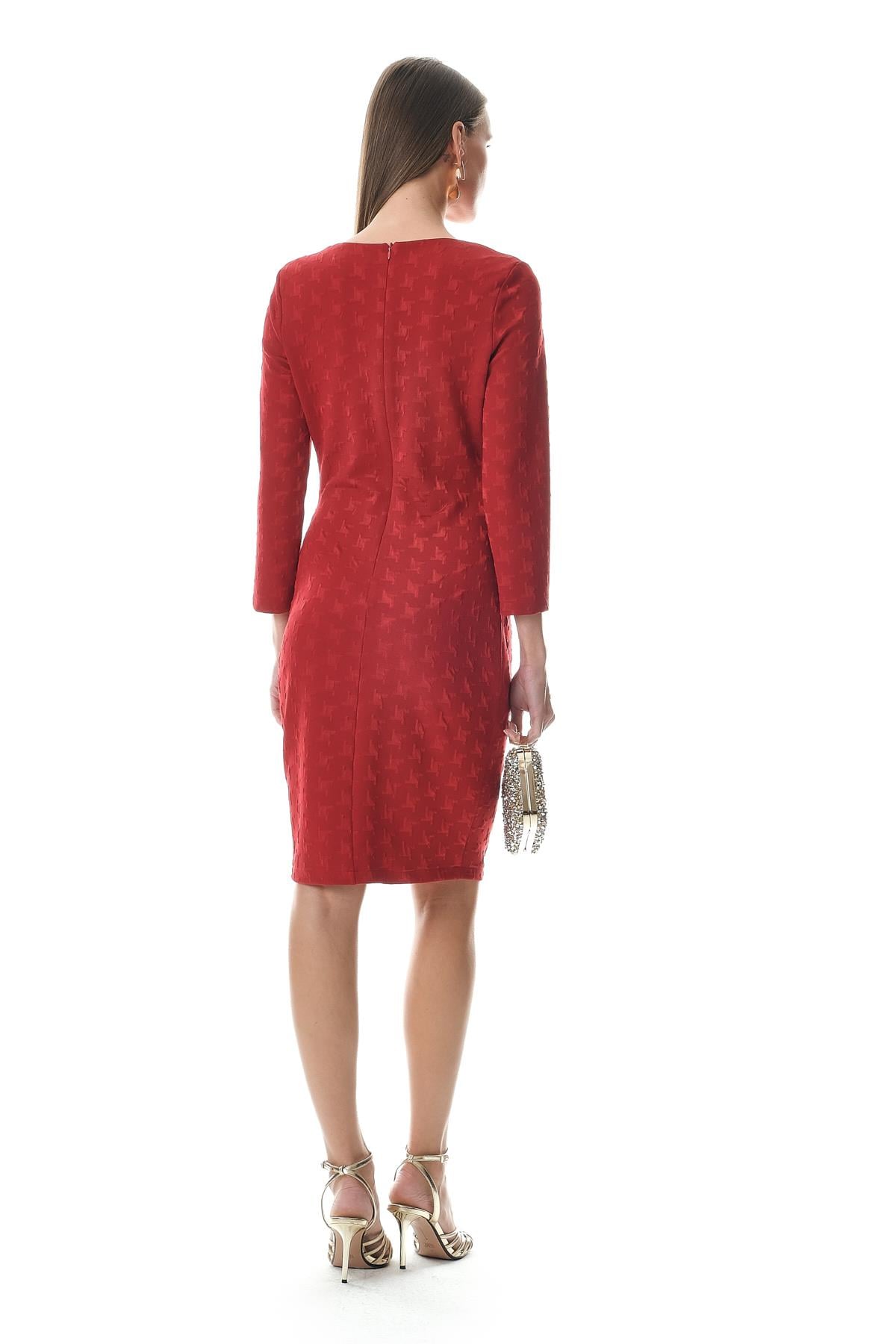 Gold Aksesuarlı Örme Jakar Mini Elbise