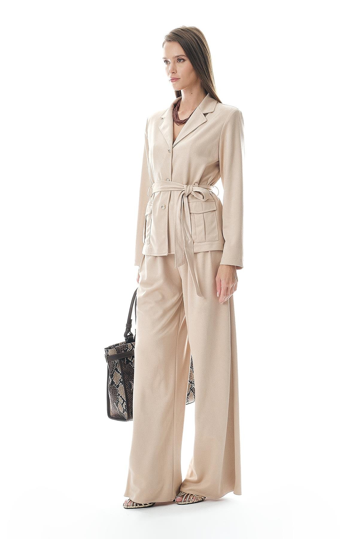 Gold Düğmeli Kuşaklı Süet Ceket