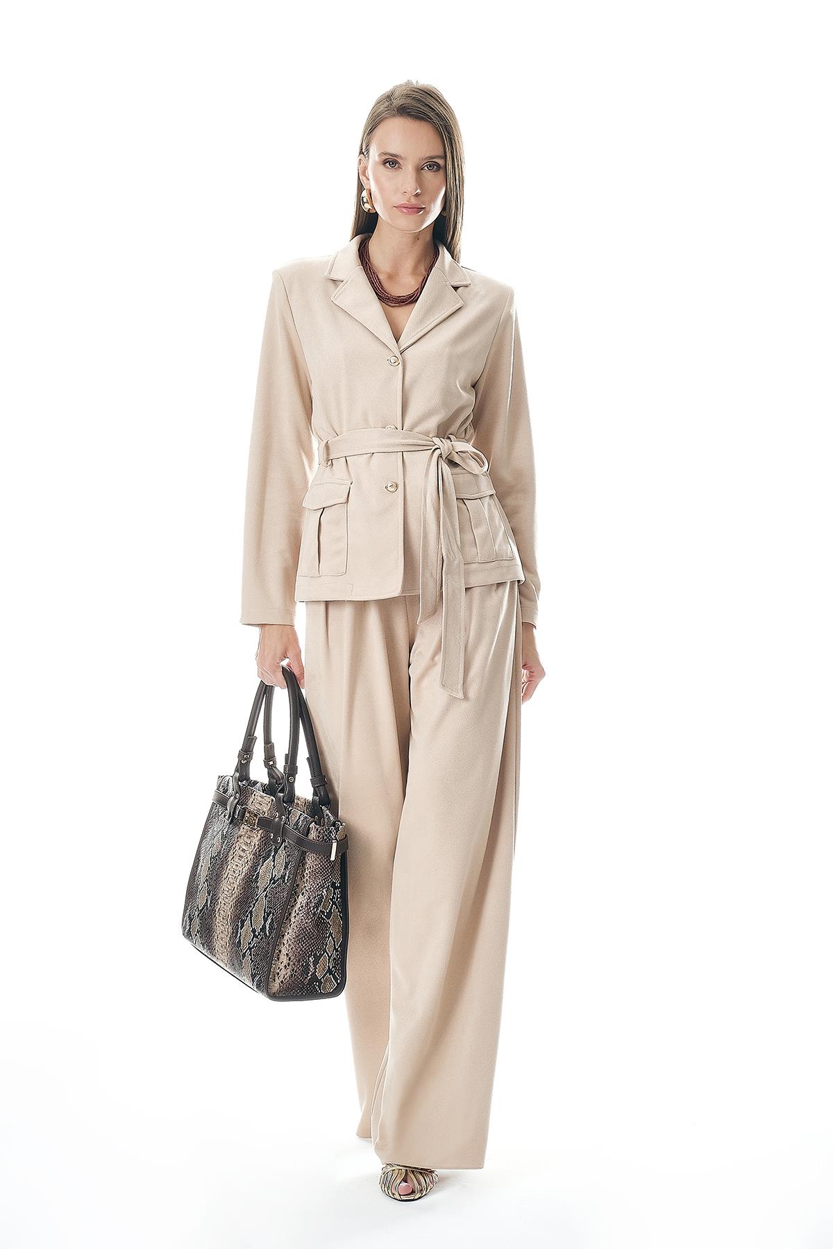 Gold Düğmeli Kuşaklı Süet Ceket