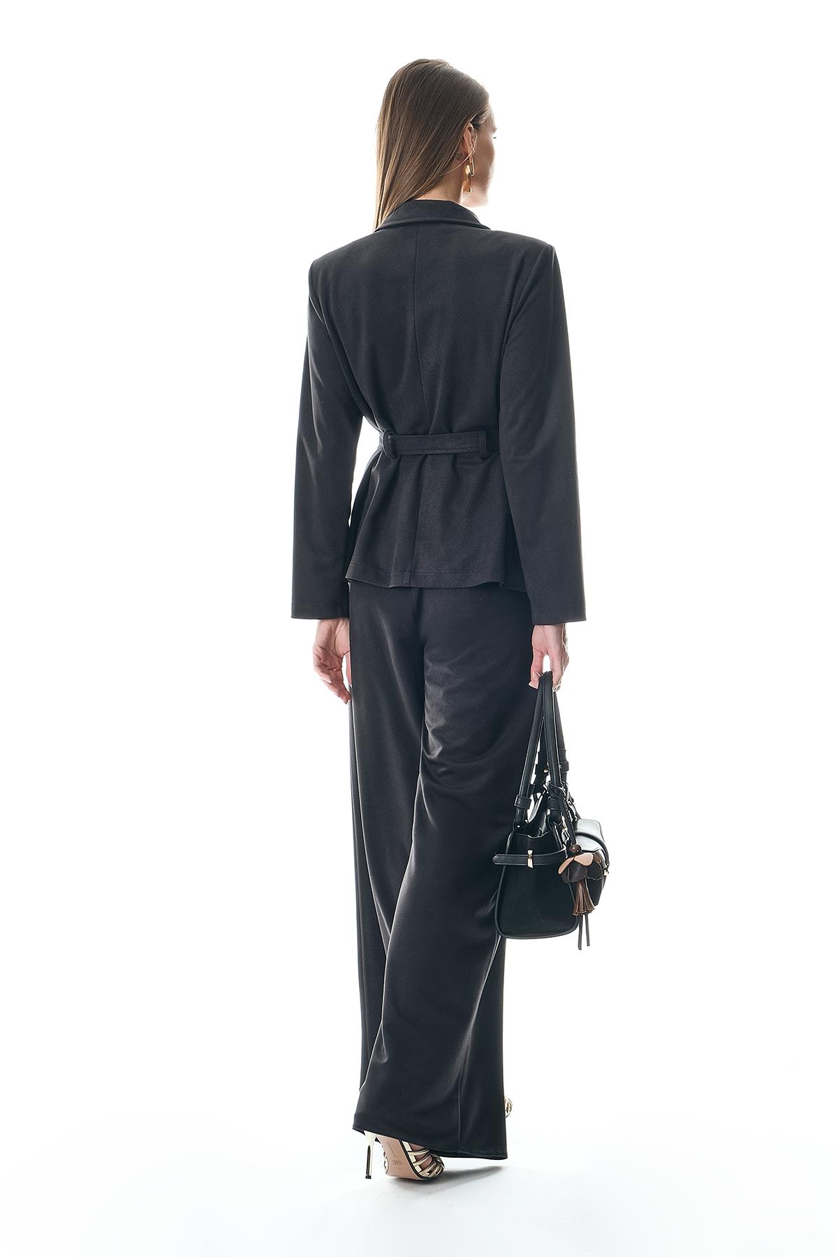 Gold Düğmeli Kuşaklı Süet Ceket