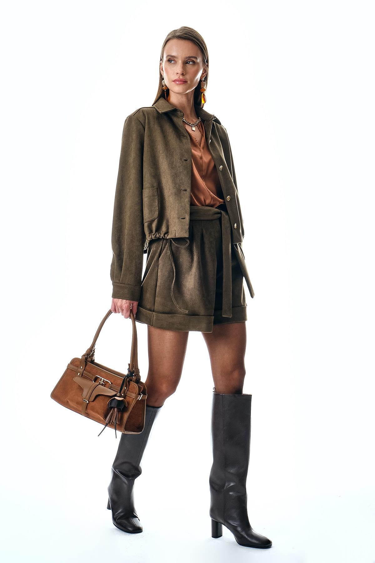 Süet Beli Bağçıklı Gold Düğmeli Ceket