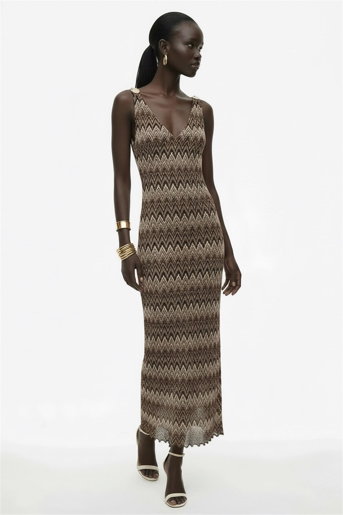 Aksesuar Detaylı Elbise