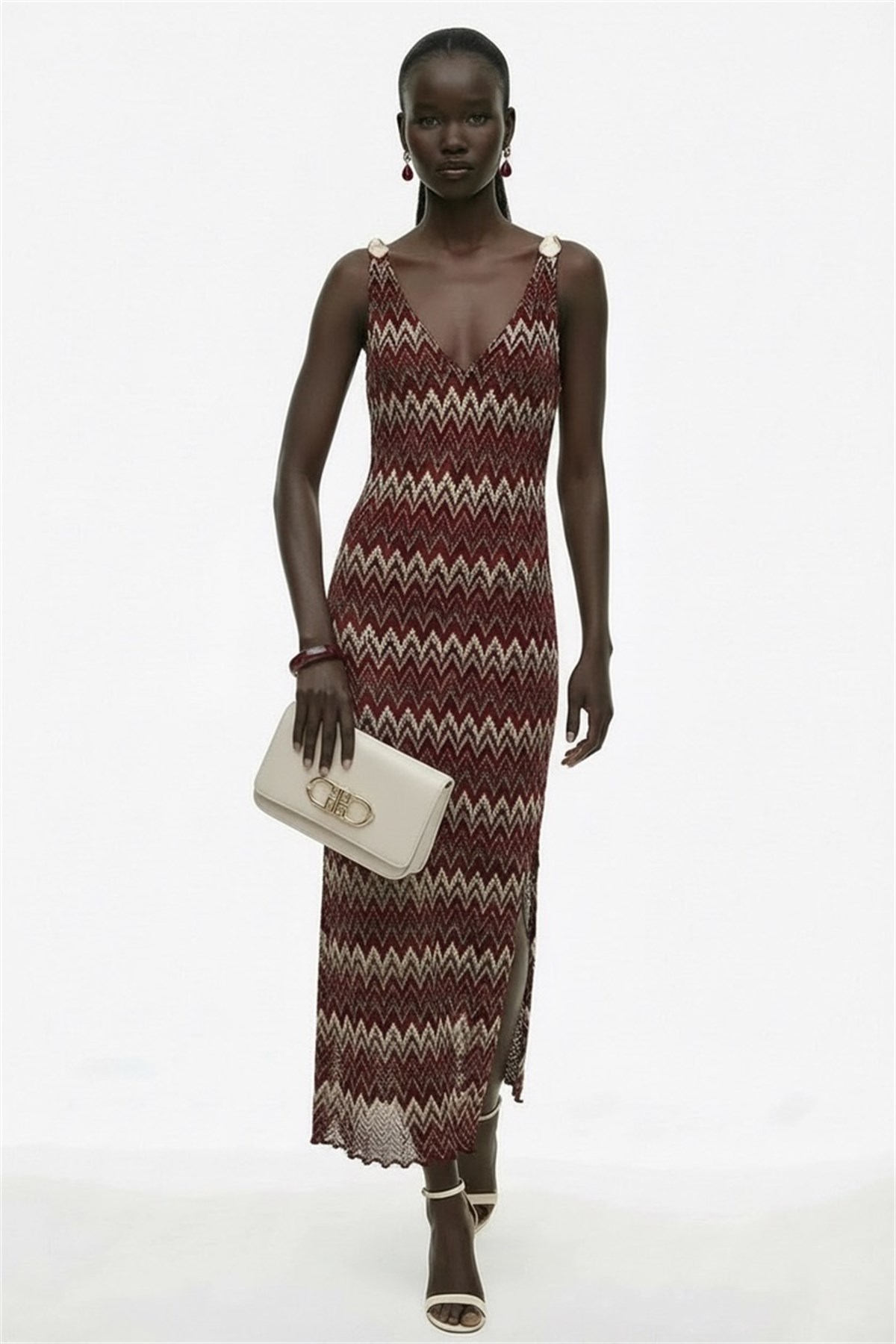 Aksesuar Detaylı Elbise