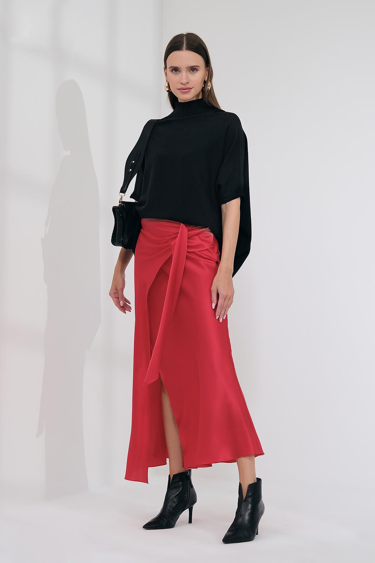 Anvelop Beli Detaylı Saten Etek