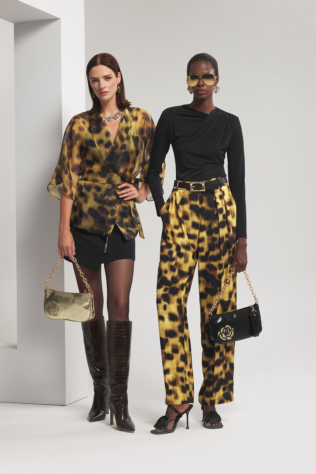 Asimetrik Kesim Gold Metal Fermuarlı Mini Etek