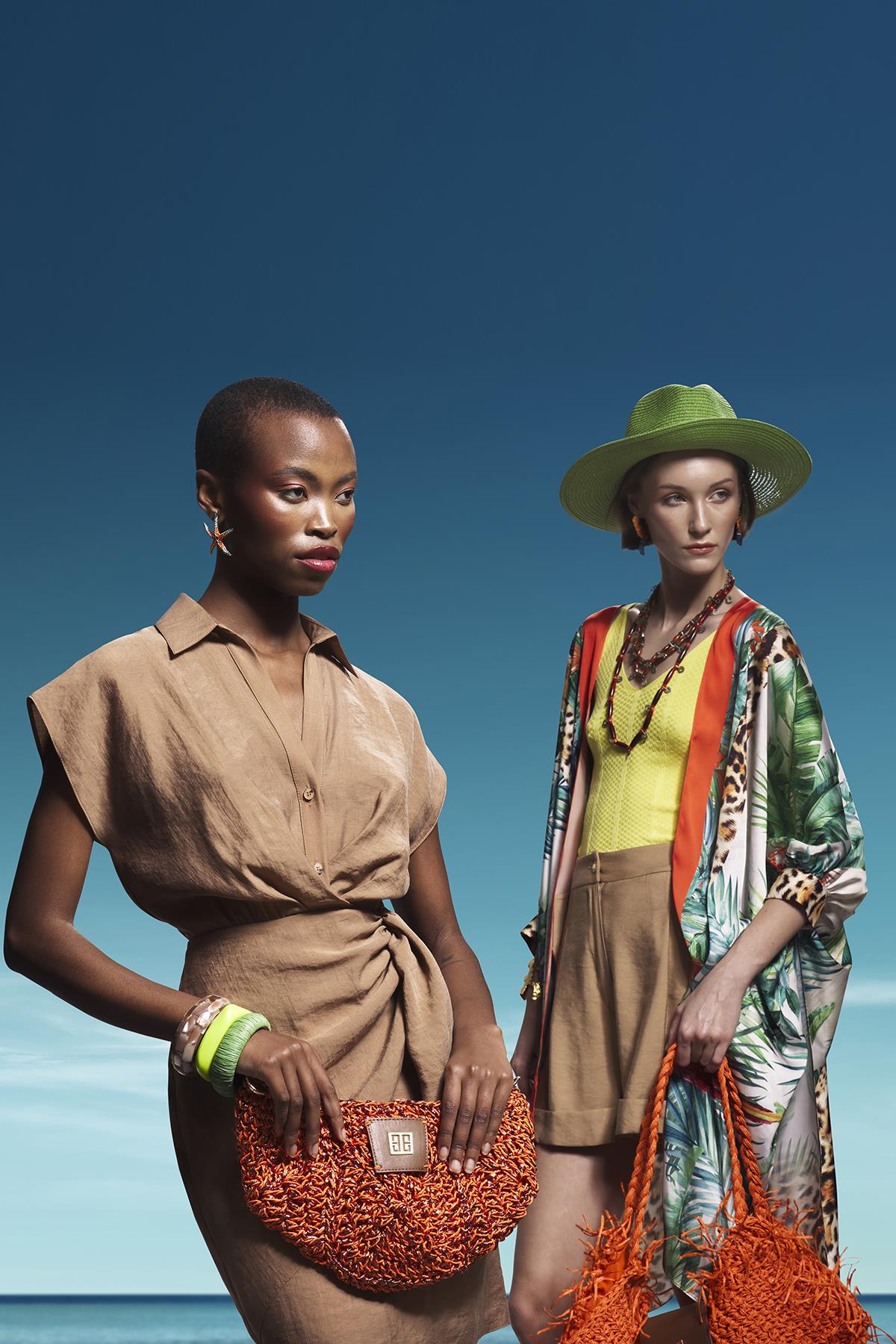 Askılı Simli El Örgü Şık Çanta