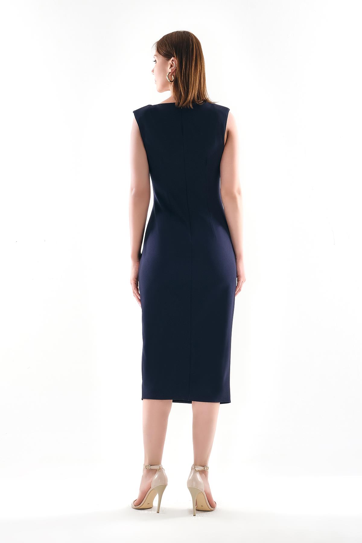 Bedene Oturan Önden Yırtmaçlı Midi Boy Şık Elbise