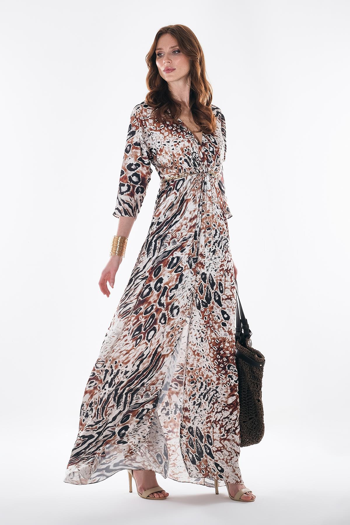 Büyük Beden Desenli Saten Zincir Kemerli Yırtmaçlı Yandan Cepli Maksi Boy Elbise