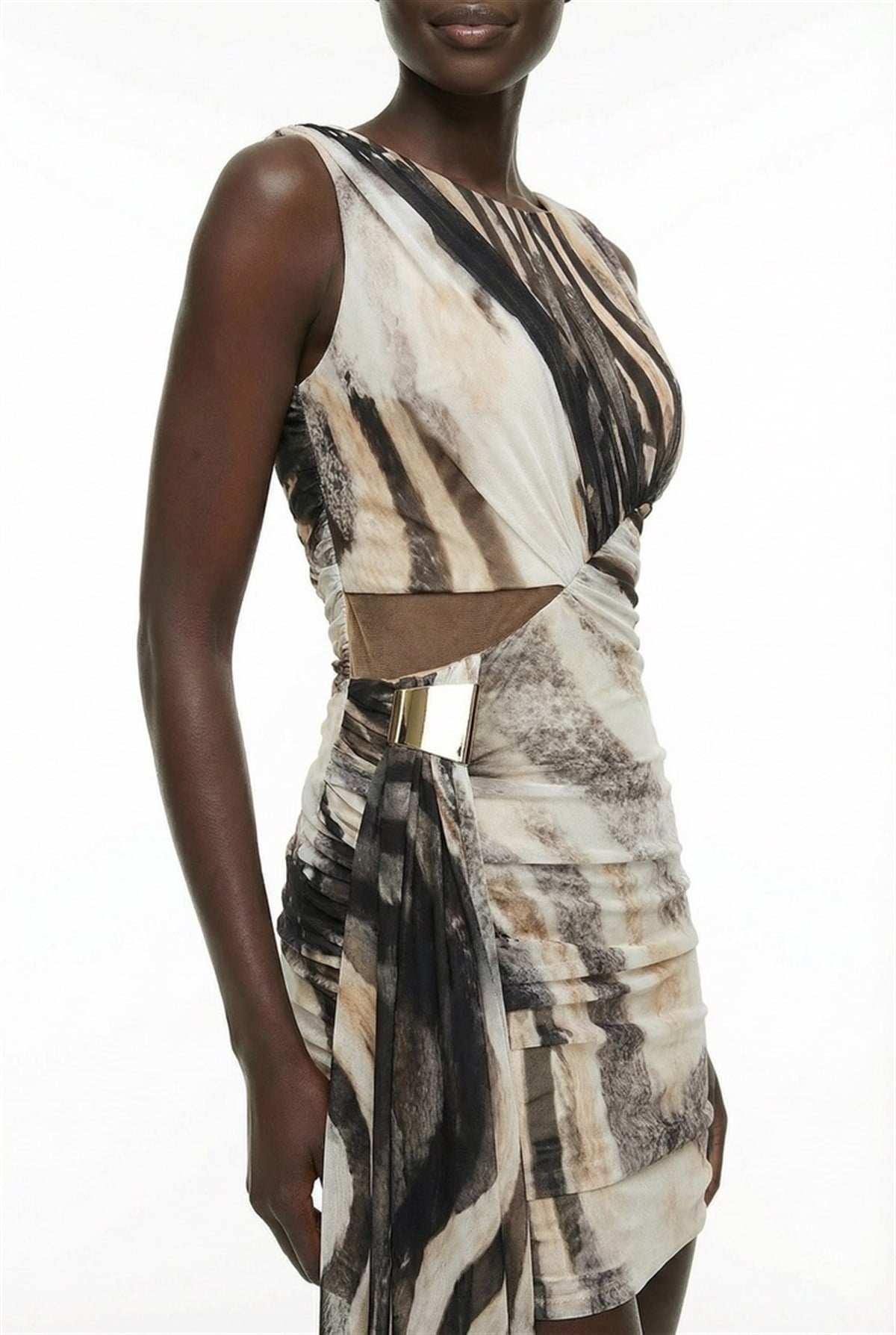 Büzgü Detaylı Elbise