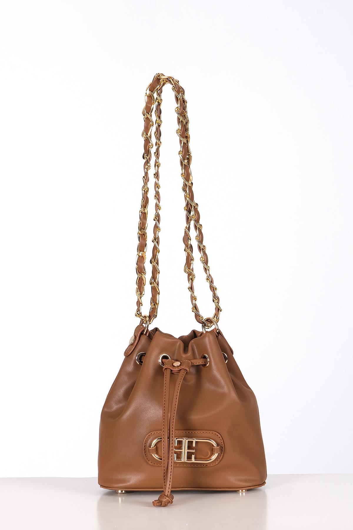 Çapraz, Omuz Askılı Alternatifli, Zincirli, Vegan Deri,Şık Çanta