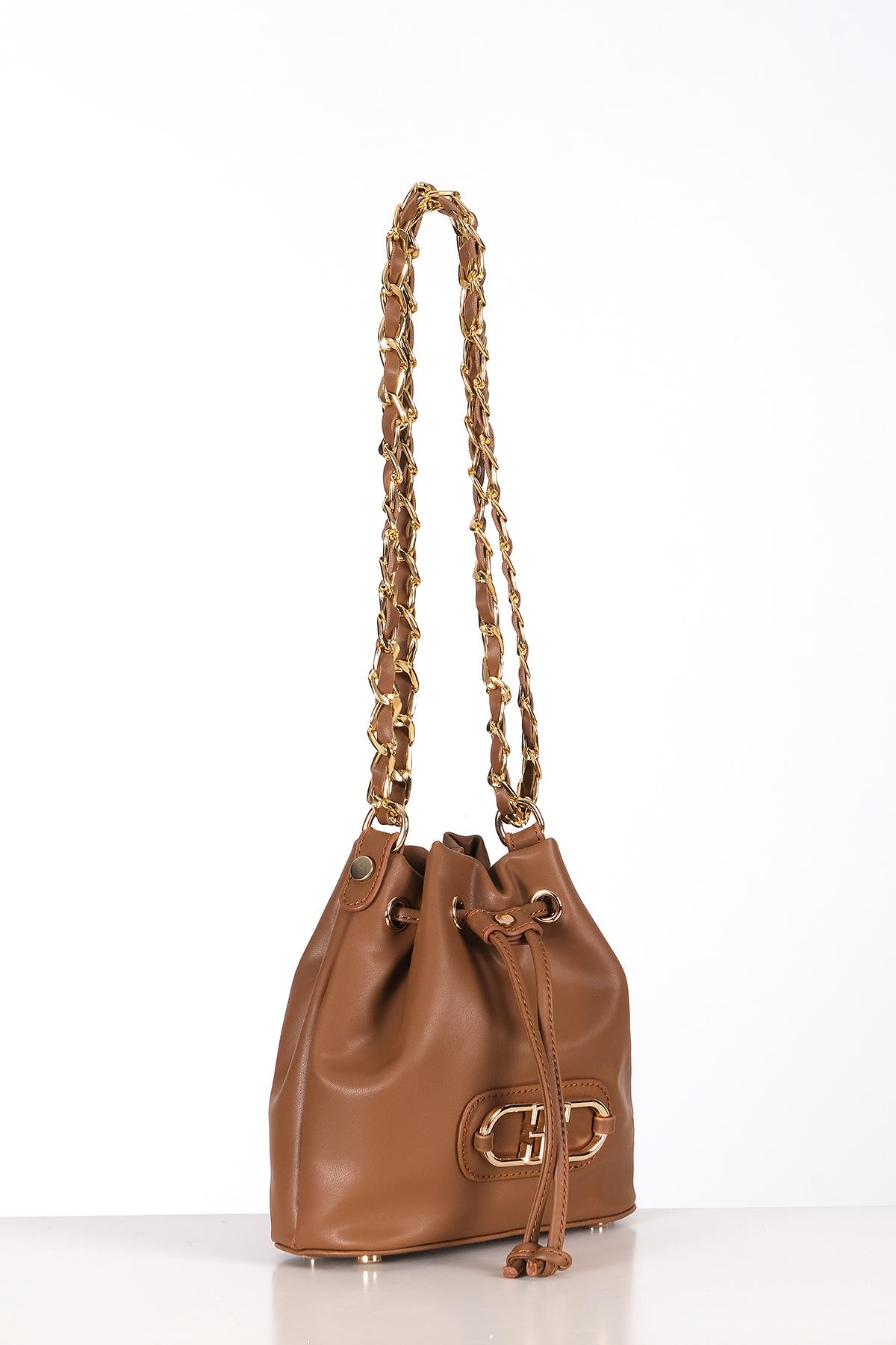 Çapraz, Omuz Askılı Alternatifli, Zincirli, Vegan Deri,Şık Çanta