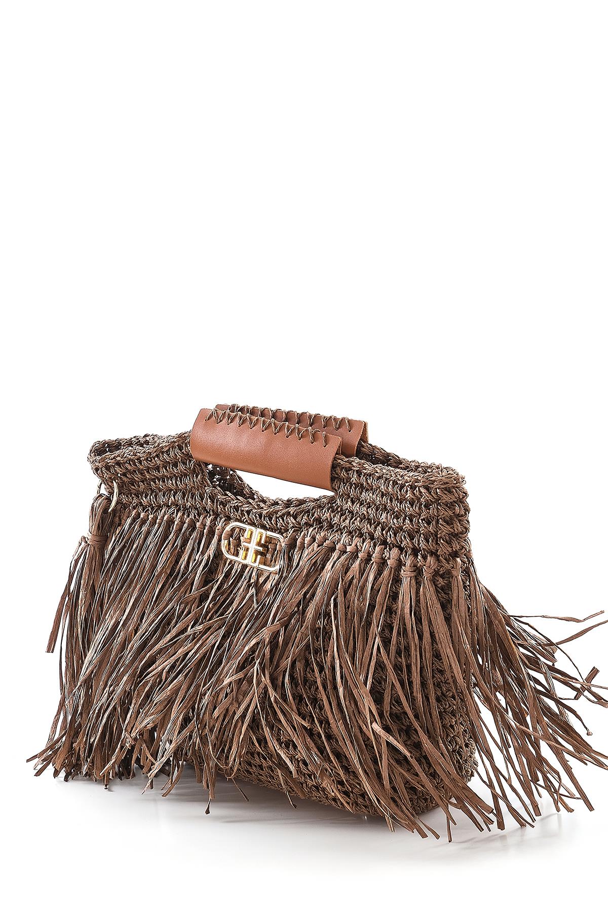 Deri Aksesuarlı El Örgü Çanta.