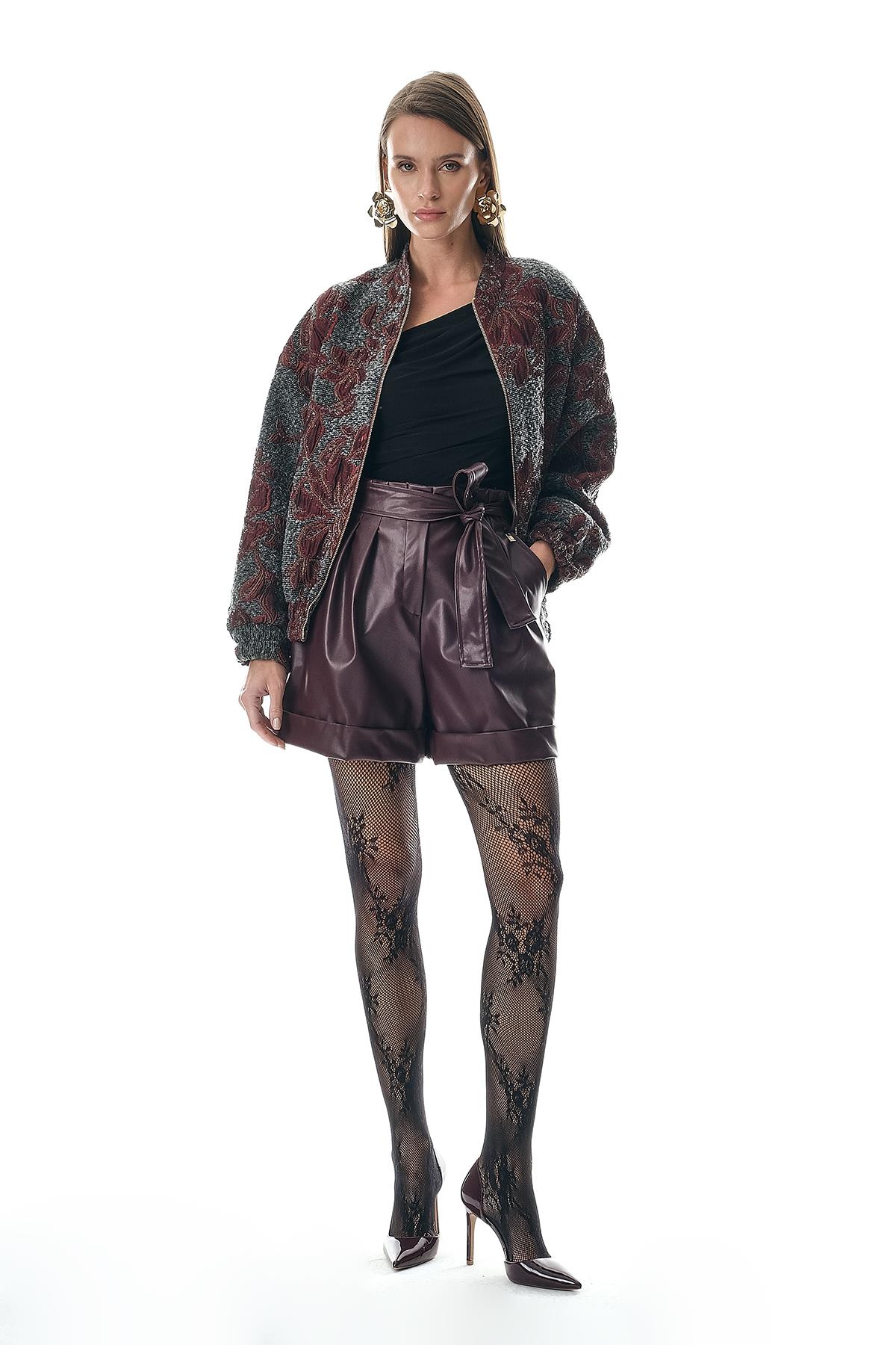 Deri Beli Kuşaklı Double Paça Şort