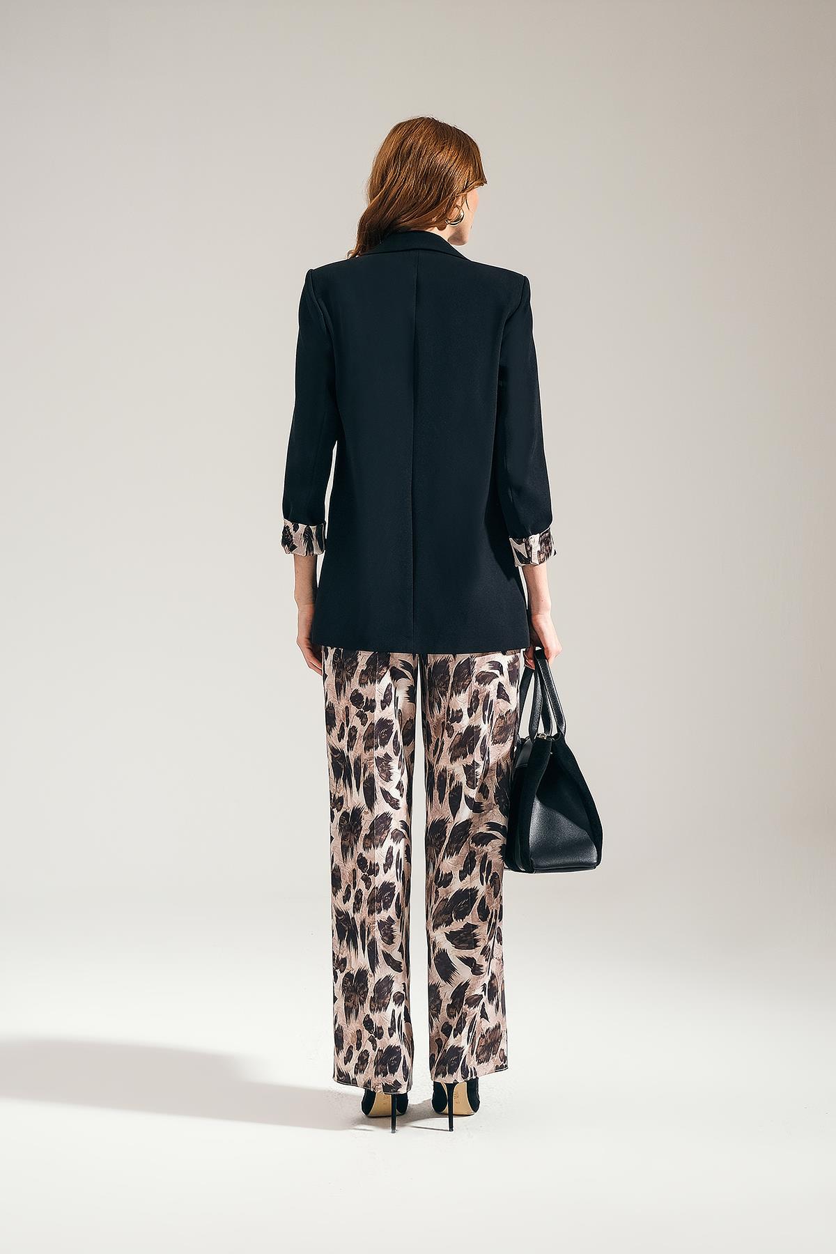 Desenli Astarlı Gold Aksesuarlı Oversize Ceket