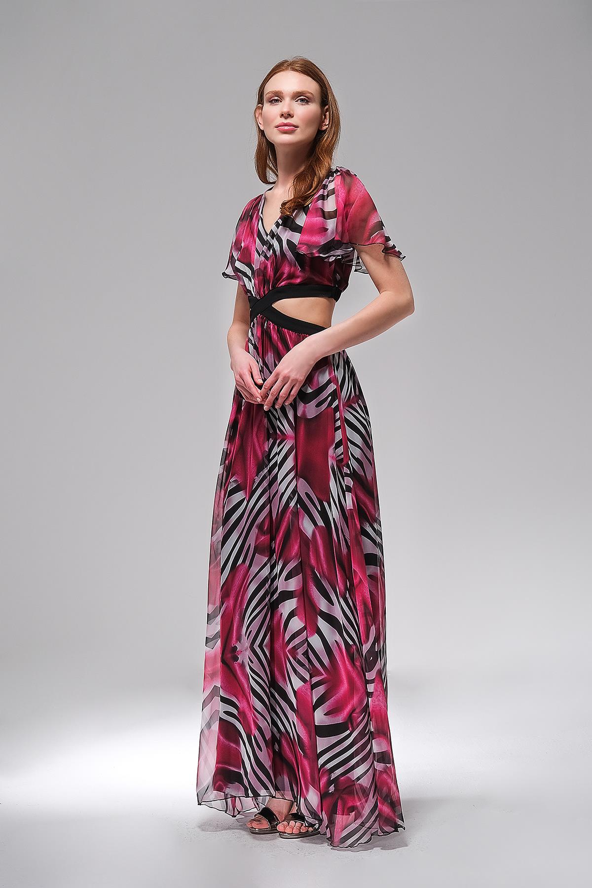 Desenli Beli Dekolteli Maxi Boy Elbise