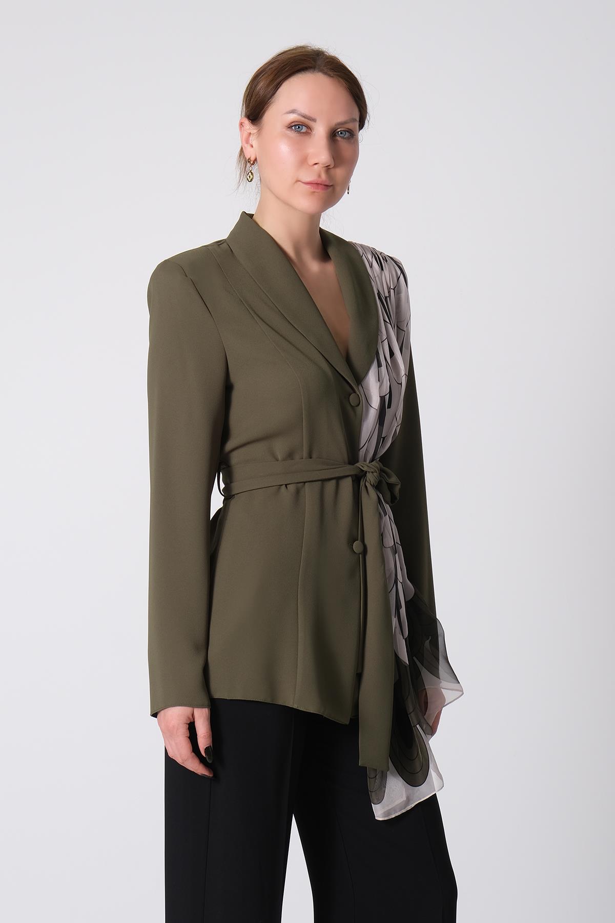 Desenli Şal Detaylı Ceket