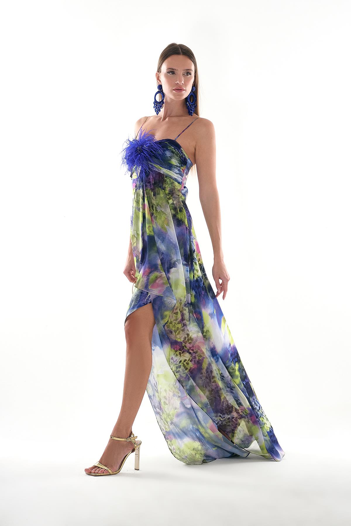 Asimetrik Etekli Şifon Garnili Abiye Elbise